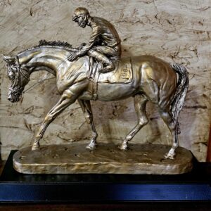 WELL RUN HORSE RACING TROPHY