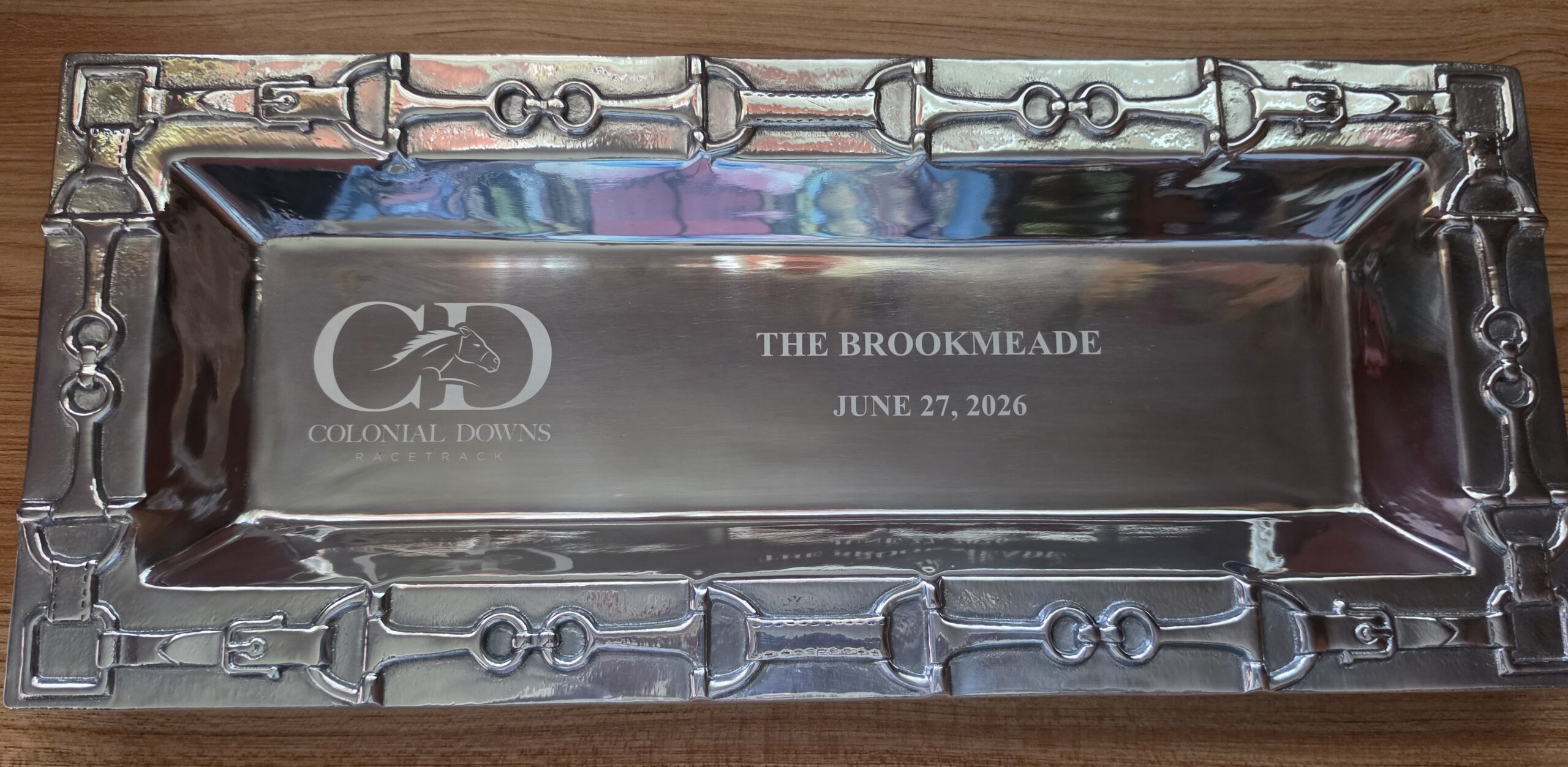 EQUESTRIAN SNAFFLE BITS TRAY TROPHY